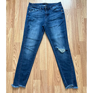 KanCan Jeans Estilo Women's Size 7/27 Denim Blue Distressed Medium Wash Stetchy